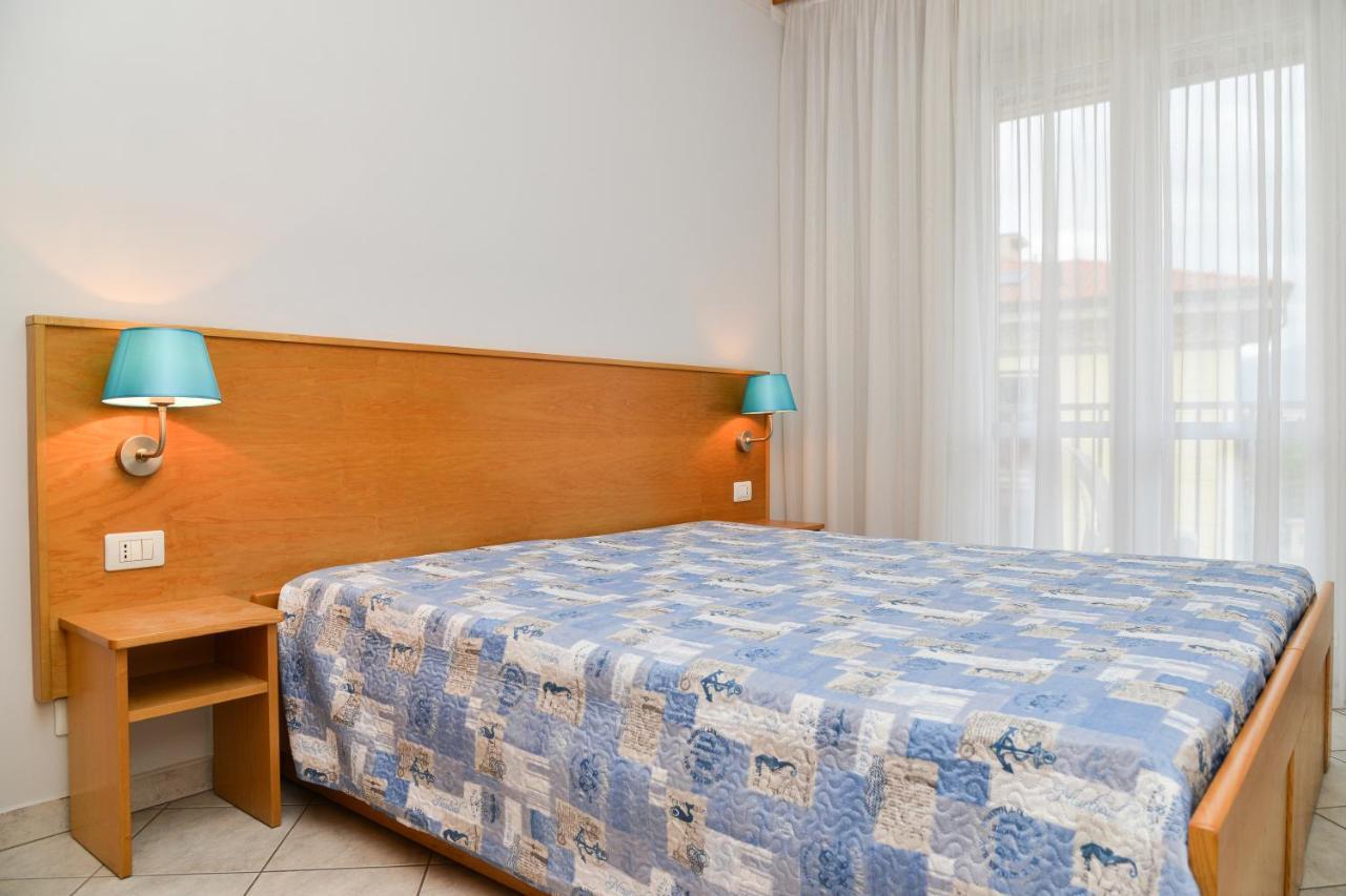 בורדיגרה Residence Laura מראה חיצוני תמונה